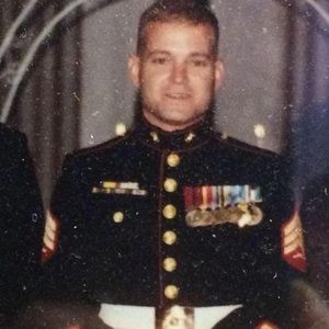 Meet your Posher, Javey